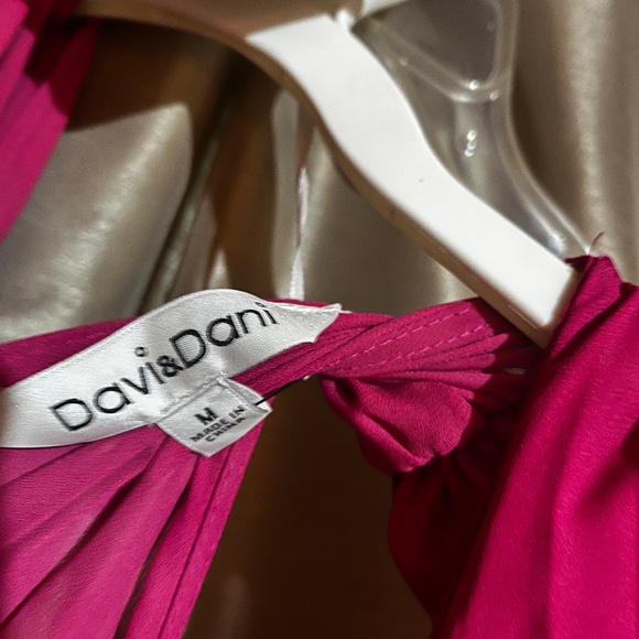 Dani and Davi fuchsia pants suit - Picture 3 of 6